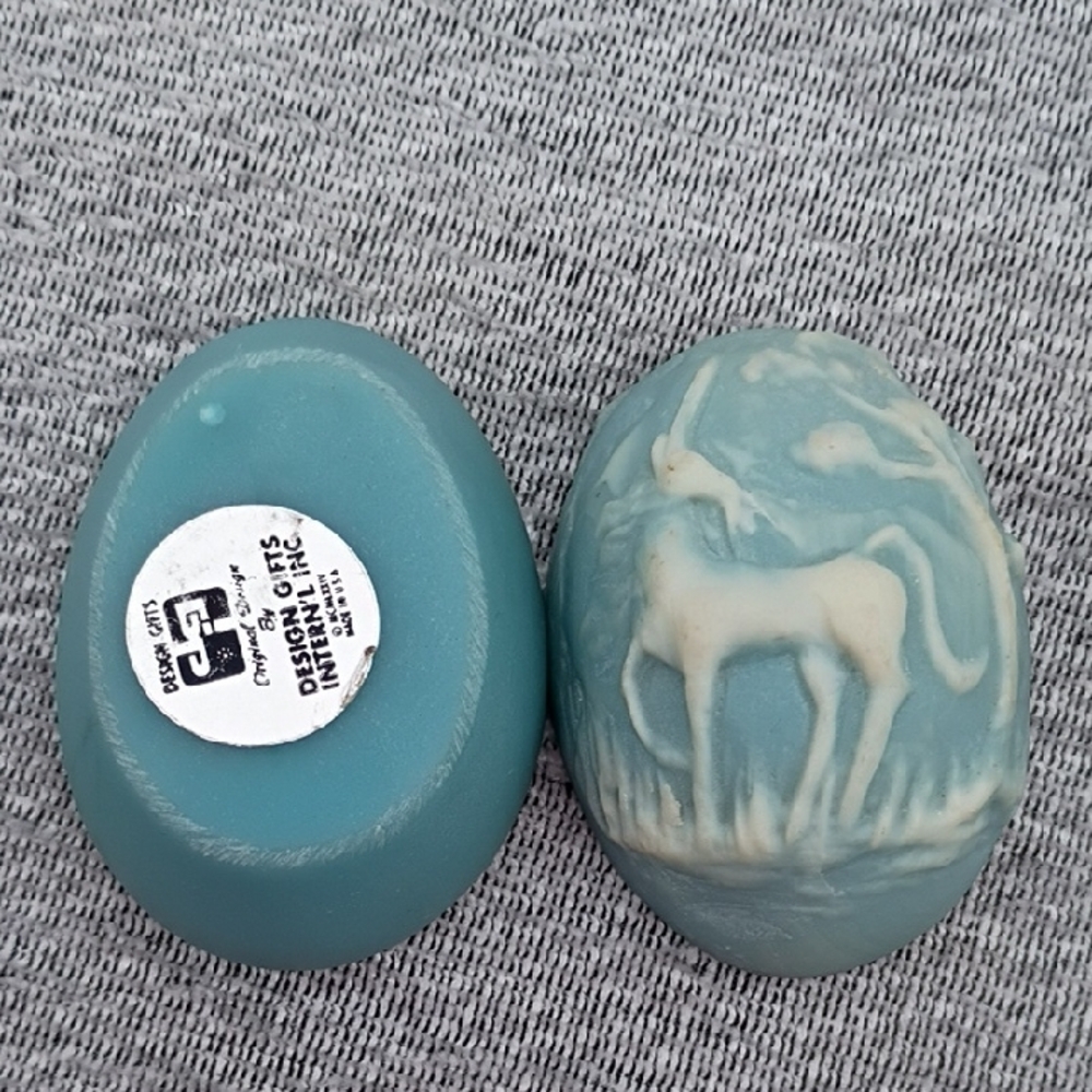 Unicorn Cameo Egg Shape Trinket Box Removal Lid Blue White - Picture 5 of 7